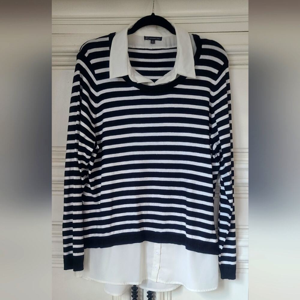 Adrianna Papell long sleeve shirt size XL Stripe Mock collar